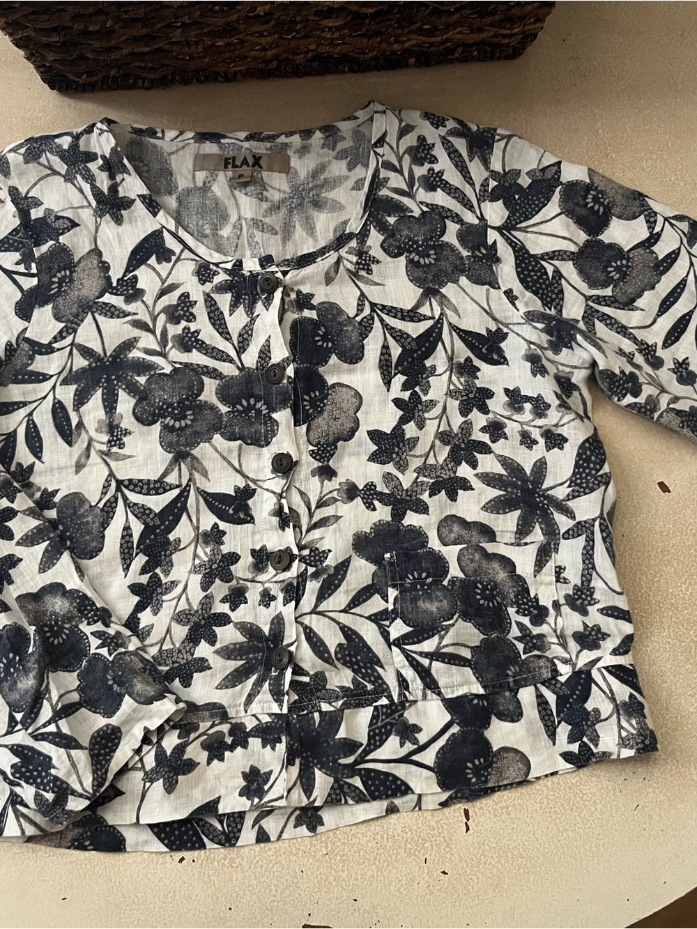 Flax White and Navy Floral Button-Front Women's Top